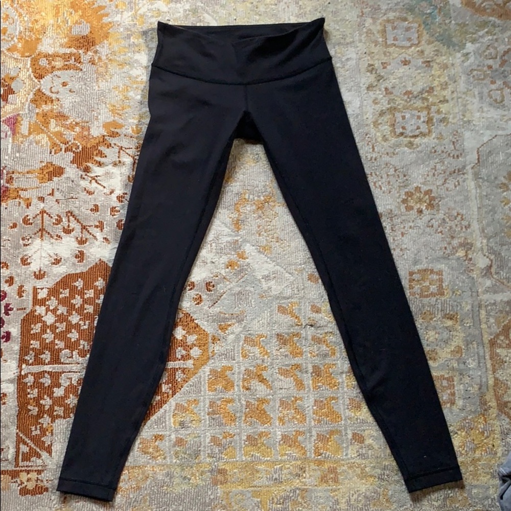 Black lulu lemon wunder under